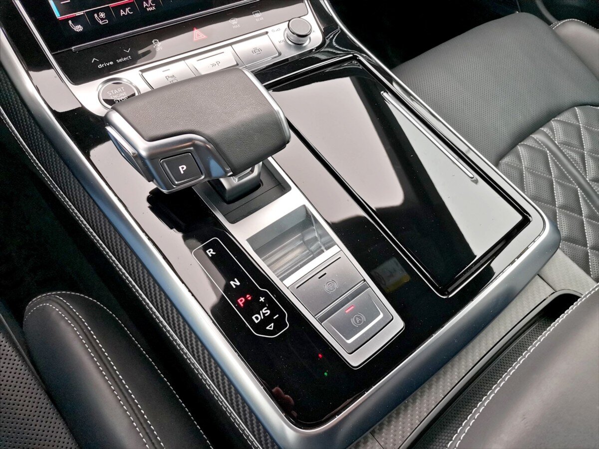 Audi Q8 SUV 3,0 l 250 kw