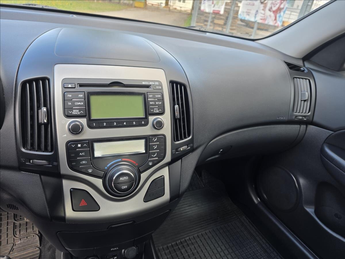 Hyundai i30 Hatchback 1,4 l 77 kw