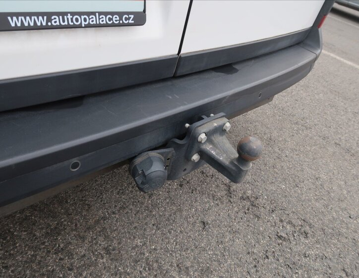 Volkswagen Crafter 12