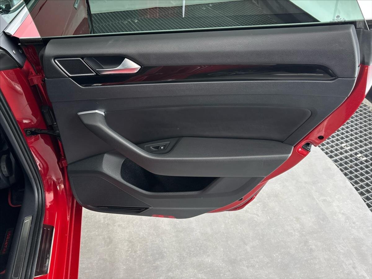 Volkswagen Arteon Liftback 2,0 l 110 kw