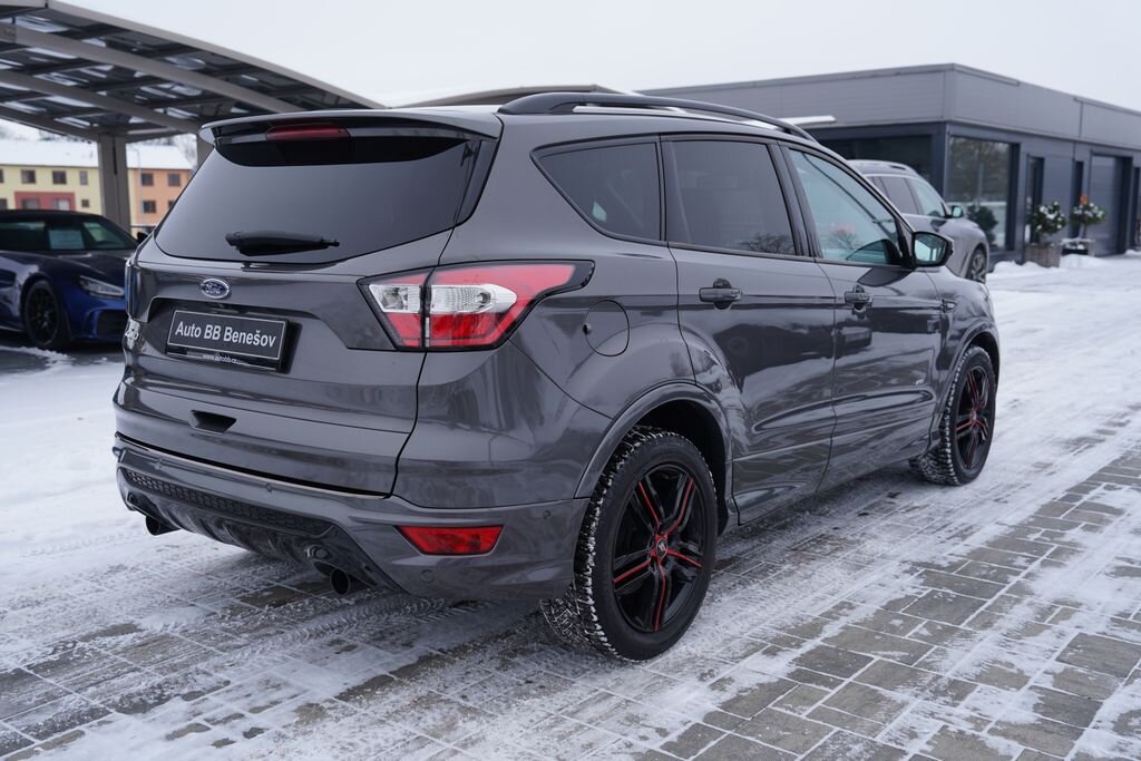 Ford Kuga SUV 2,0 l 132 kw