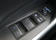 Toyota RAV4 SUV 2,5 l 131 kw