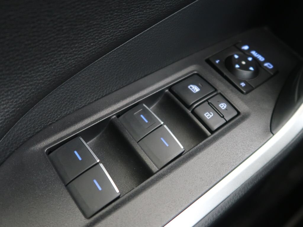 Toyota RAV4 SUV 2,5 l 131 kw