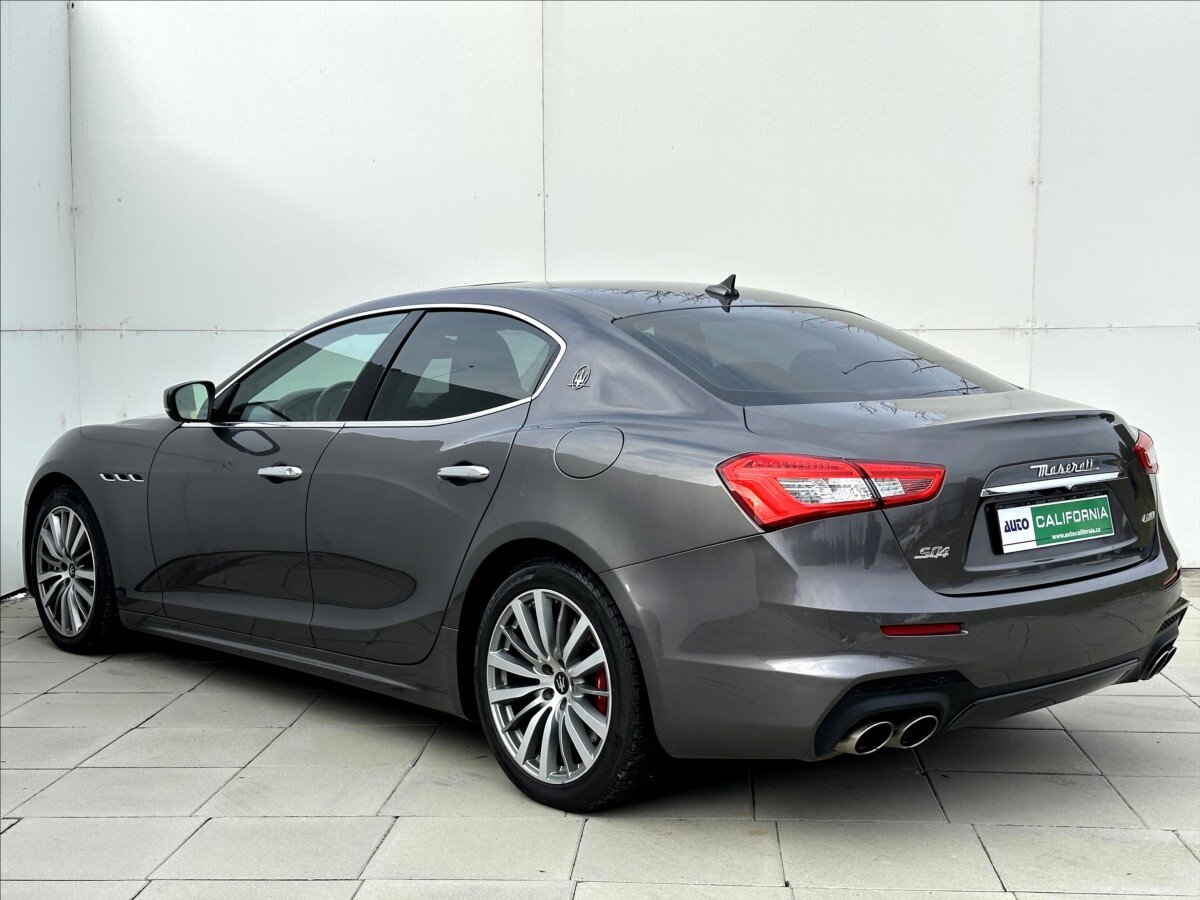 Maserati Ghibli Sedan 3,0 l 316 kw