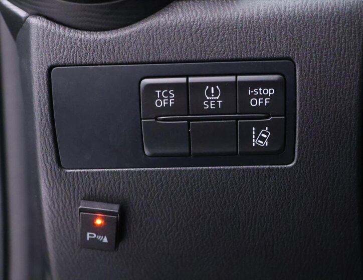 Mazda CX-3 SUV / Terénní 2,0 l 88 kw