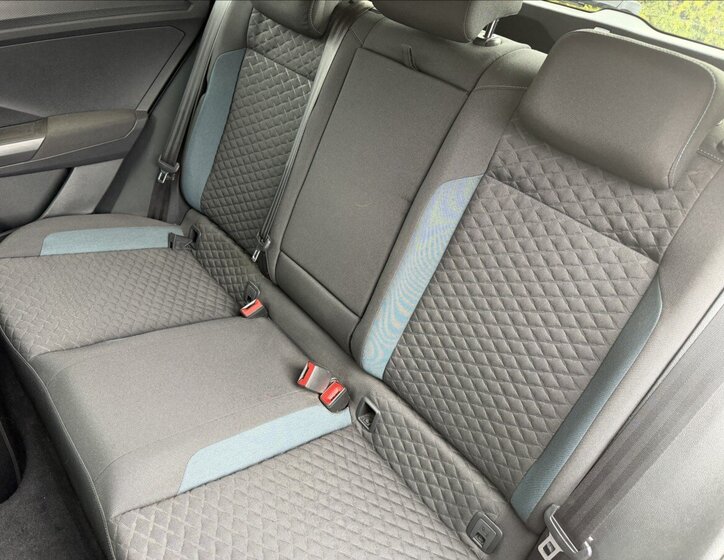 Volkswagen T-Roc SUV / Terénní 999,0 85 kw