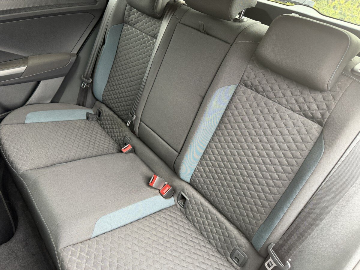 Volkswagen T-Roc SUV / Terénní 999,0 85 kw