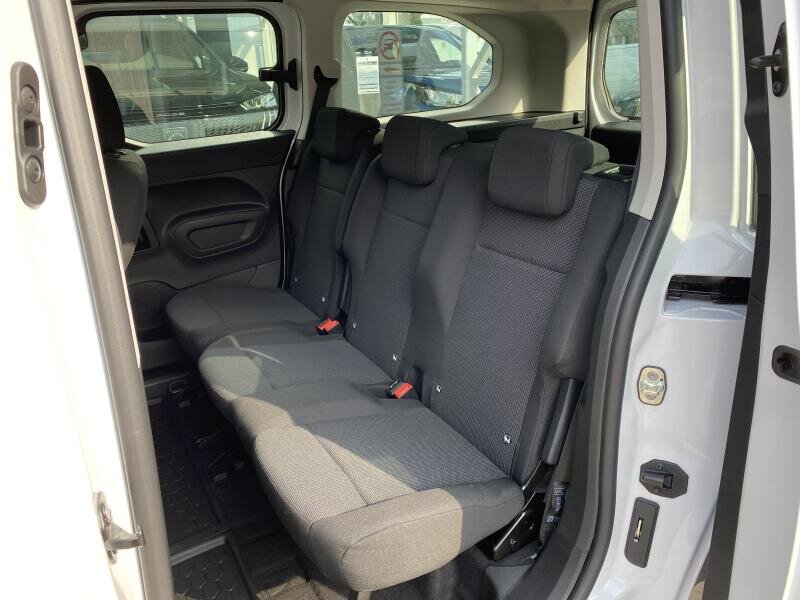 Peugeot Rifter MPV 1,5 l 74 kw