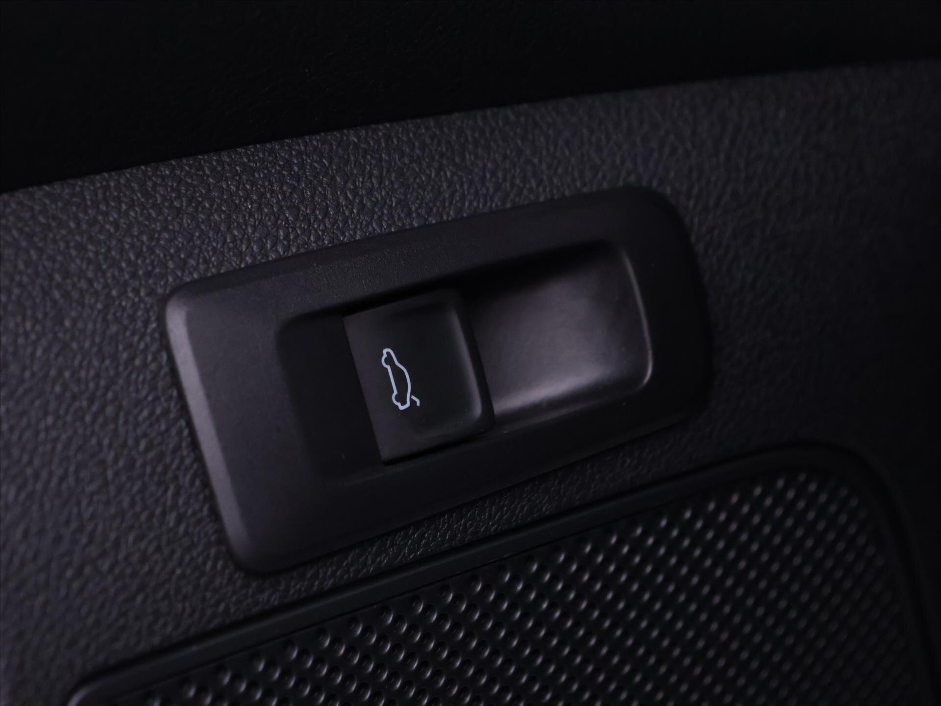 Škoda Karoq SUV 2,0 l 110 kw