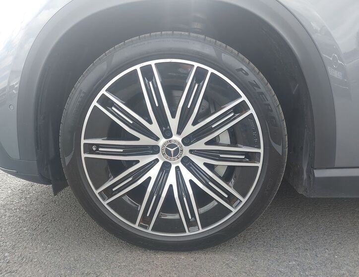 Mercedes-Benz EQE 26