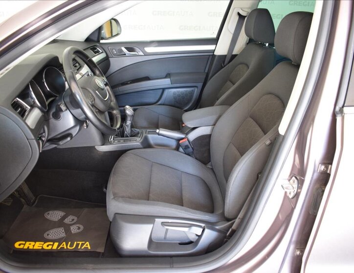 Škoda Superb Kombi 1,8 l 118 kw