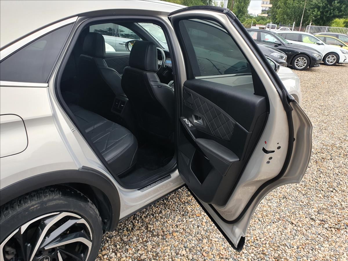 DS Automobiles DS7 Crossback