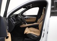 Volvo XC90 SUV / Terénní 2,0 l 173 kw