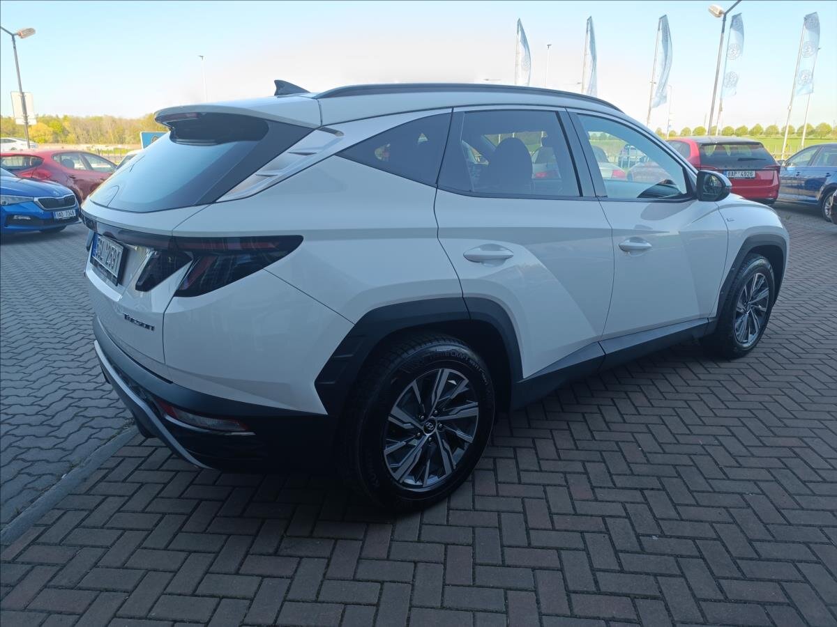 Hyundai Tucson SUV / Terénní 1,6 l 100 kw