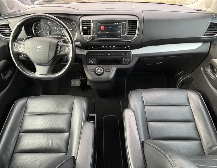 Peugeot Traveller 24