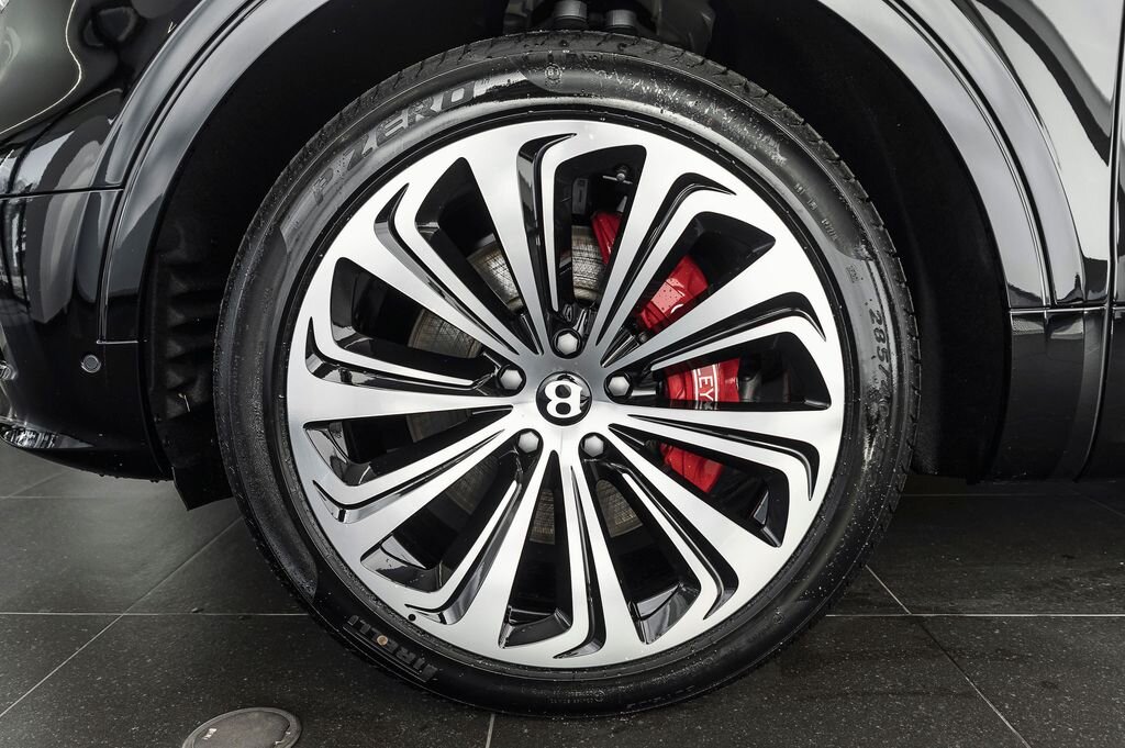 Bentley Bentayga SUV / Terénní 4,0 l 404 kw