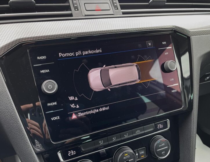 Volkswagen Passat Kombi 2,0 l 140 kw