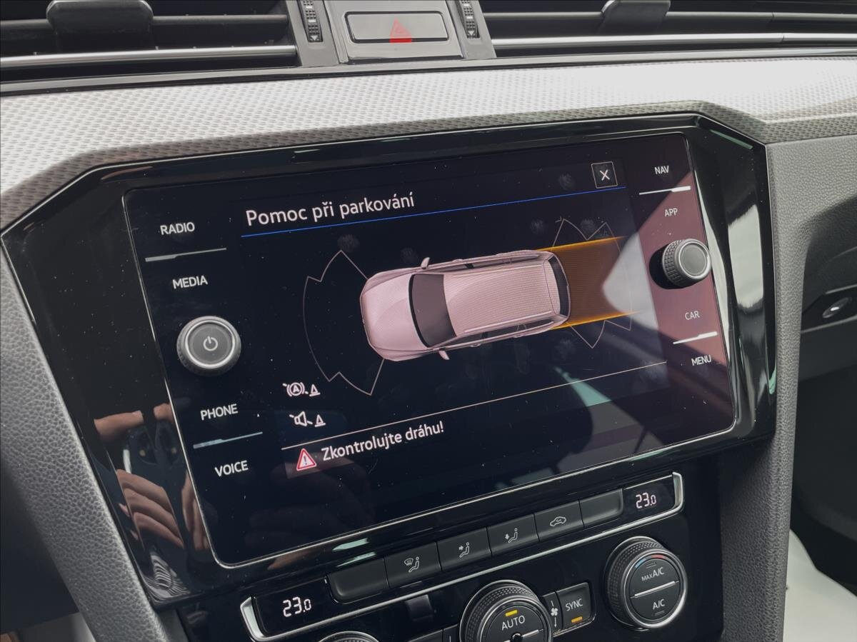 Volkswagen Passat Kombi 2,0 l 140 kw