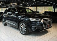 Audi Q7 1