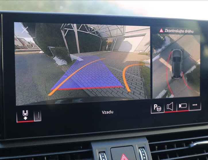 Audi Q5 SUV 2,0 l 150 kw