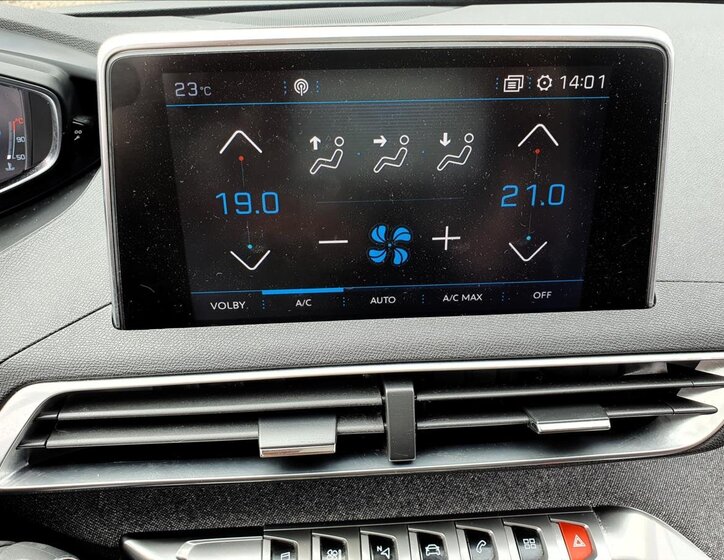 Peugeot 5008 SUV / Terénní 1,5 l 96 kw