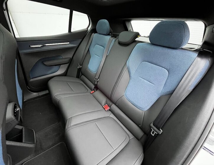 Volvo EX30 SUV 0,0 315 kw