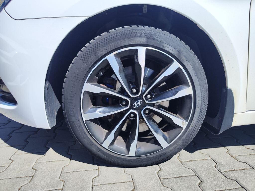 Hyundai i40 Kombi 1,6 l 100 kw