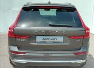 Volvo XC60 8