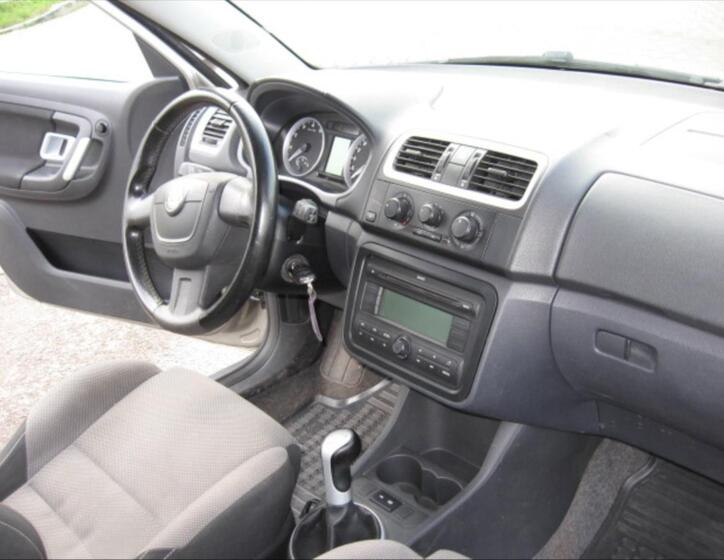 Škoda Fabia 12