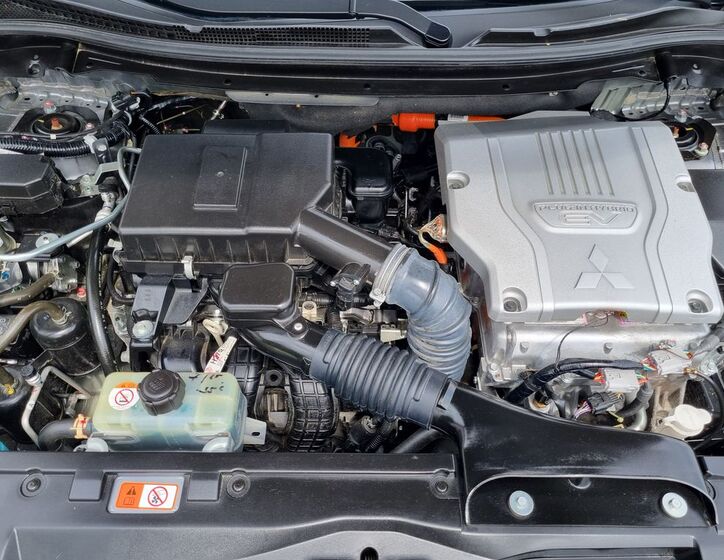 Mitsubishi Ostatní 28