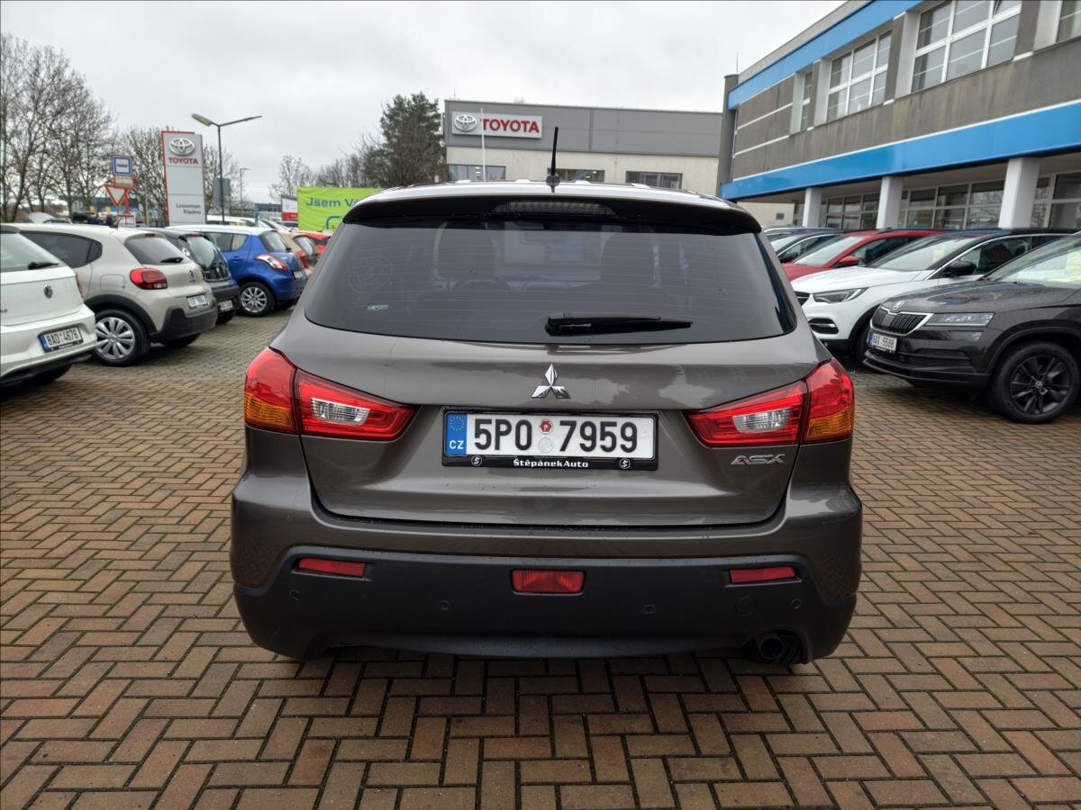 Mitsubishi ASX SUV / Terénní 1,6 l 86 kw