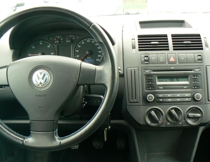 Volkswagen Polo 11