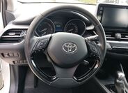 Toyota C-HR 16