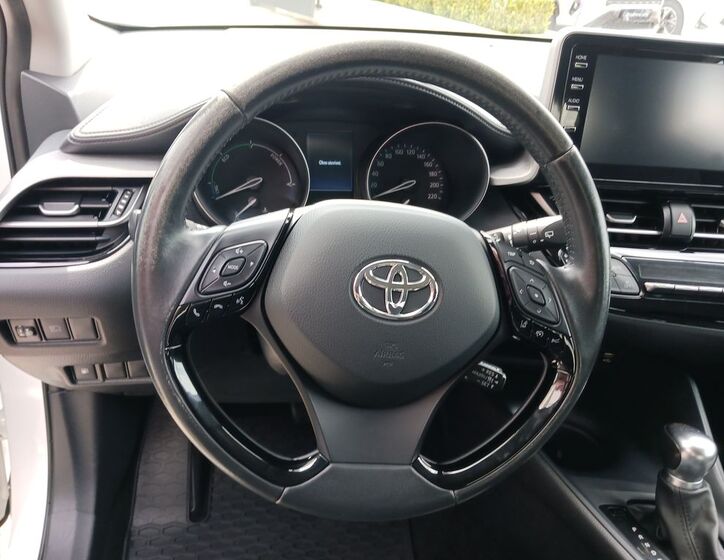 Toyota C-HR 16
