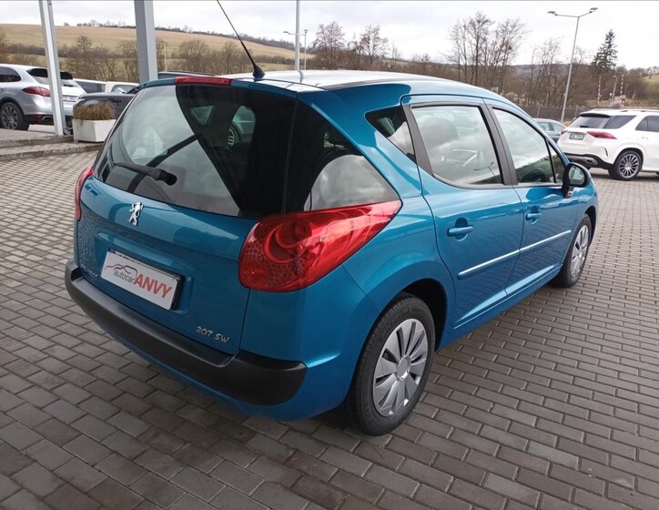 Peugeot 207 Kombi 1,4 l 54 kw