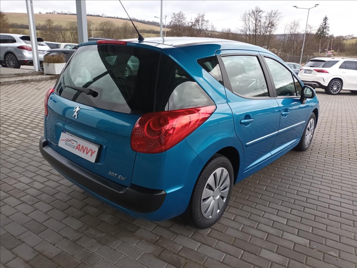 Peugeot 207 Kombi 1,4 l 54 kw