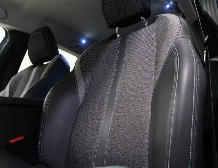 Peugeot 308 Kombi 1,2 l 100 kw