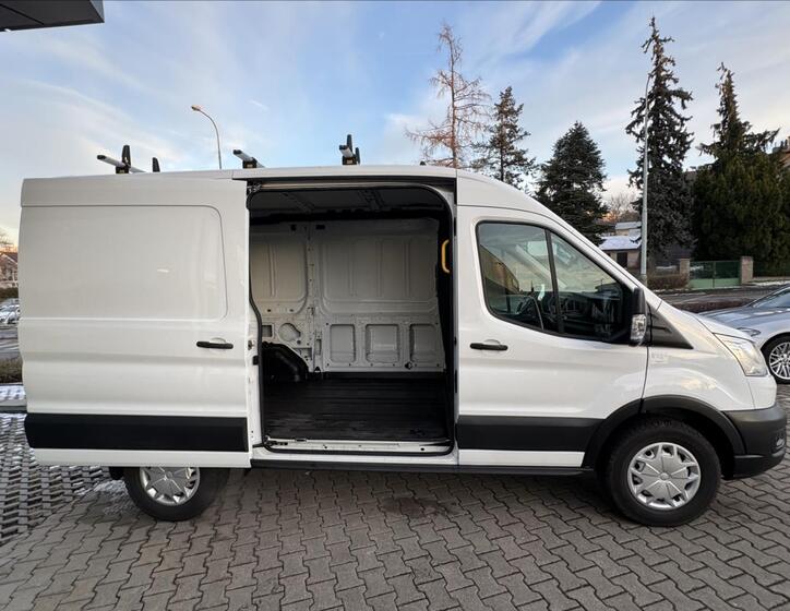 Ford Transit 8