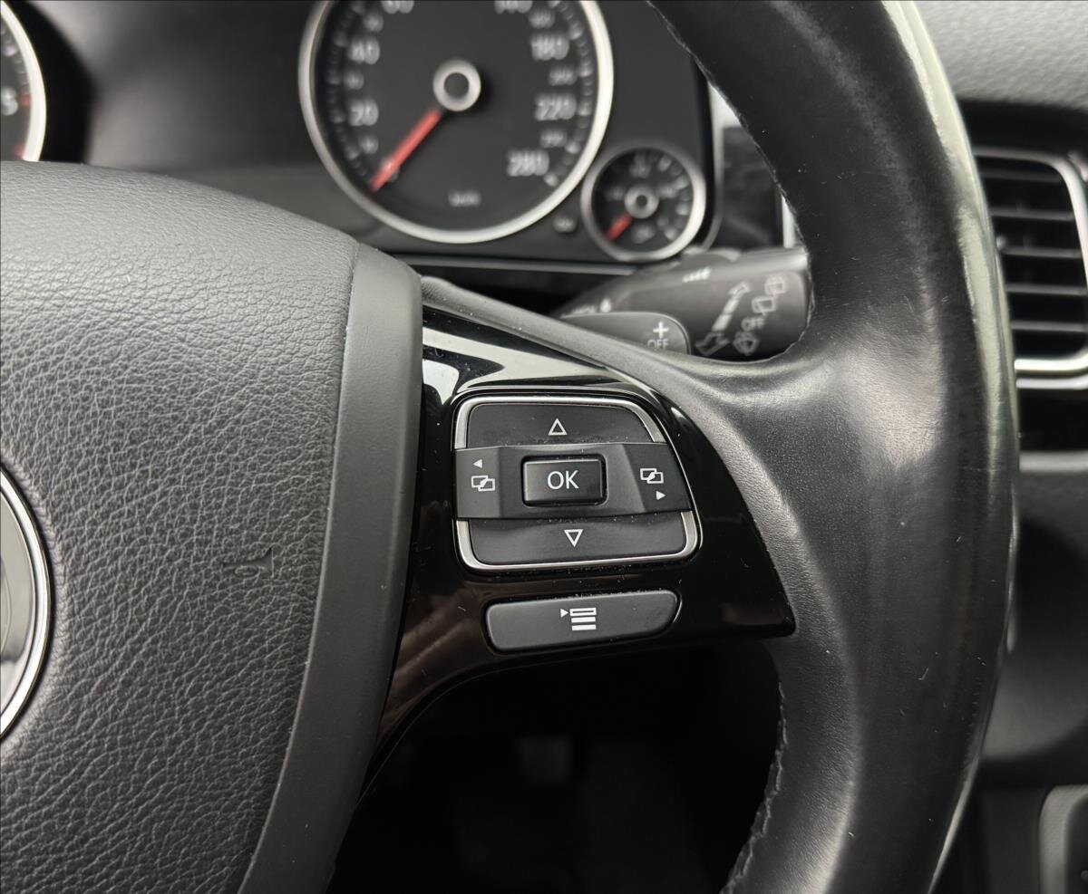 Volkswagen Touareg SUV / Terénní 3,0 l 193 kw