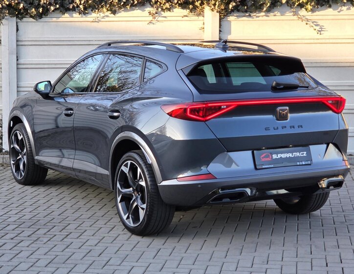 Cupra Formentor SUV / Terénní 1,5 l 110 kw