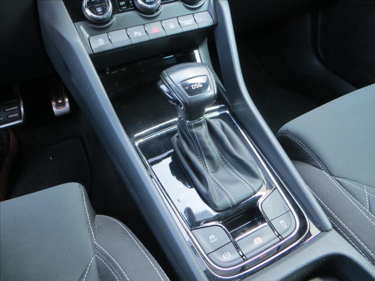 Škoda Karoq SUV / Terénní 2,0 l 85 kw