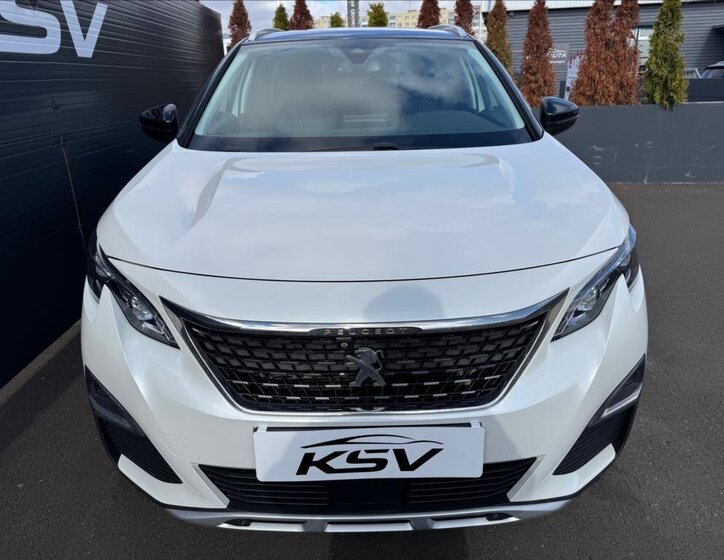 Peugeot 5008 SUV / Terénní 2,0 l 110 kw