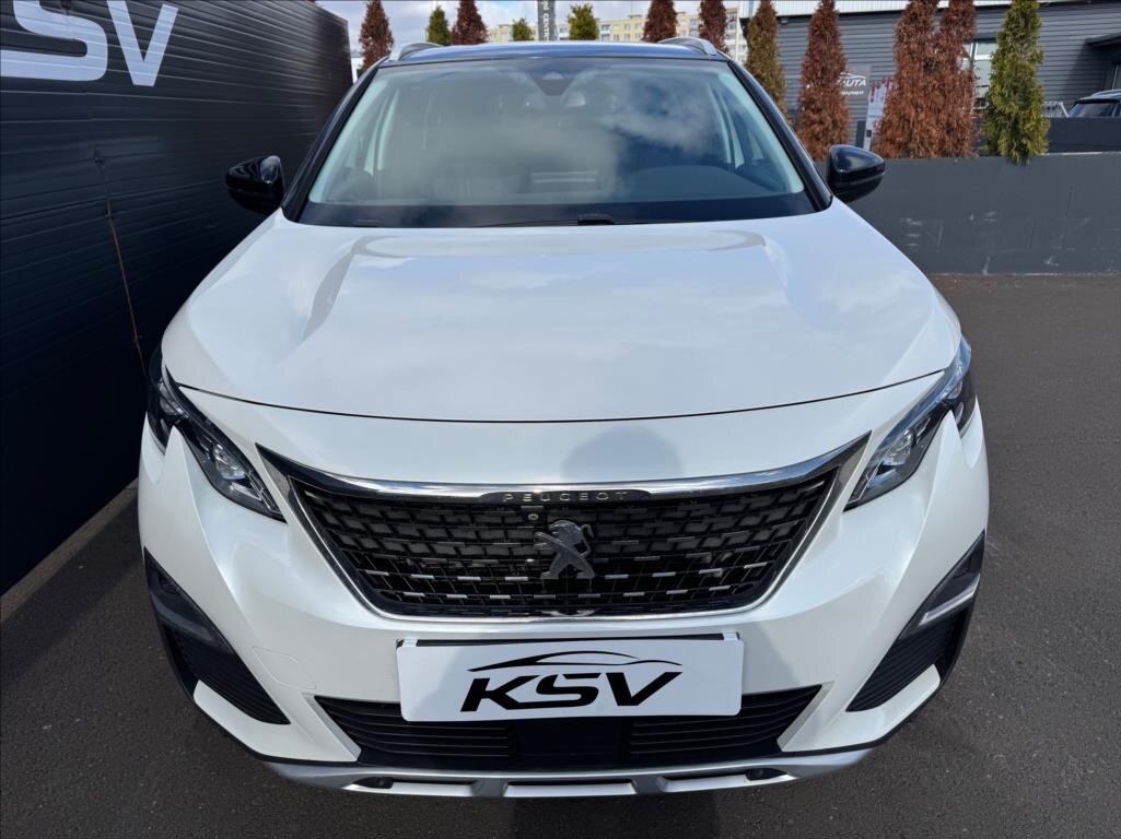 Peugeot 5008 SUV / Terénní 2,0 l 110 kw