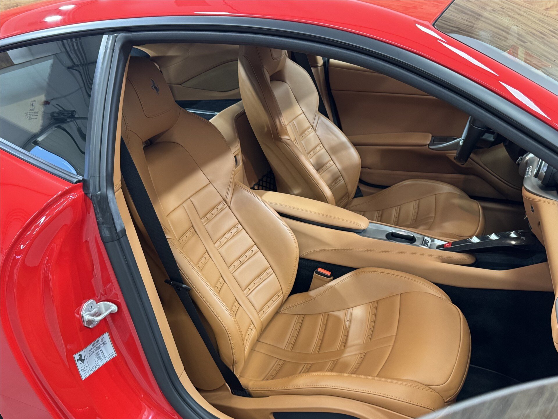 Ferrari F12 Berlinetta Kupé 6,3 l 541 kw