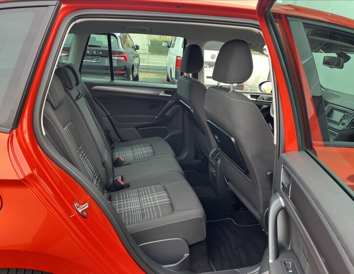 Volkswagen Golf Sportsvan 21