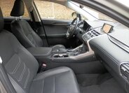 Lexus NX 300h SUV / Terénní 2,5 l 114 kw