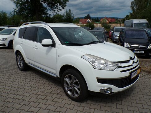 Citroën C-Crosser Kombi 2,2 l 115 kw