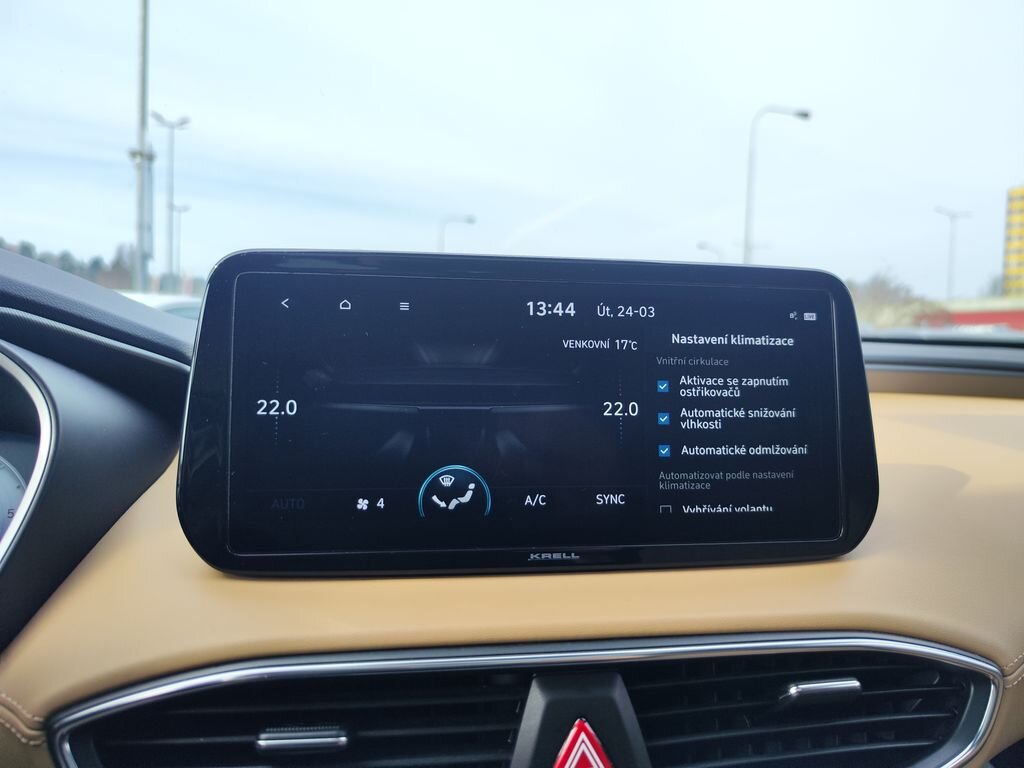 Hyundai Santa Fe SUV / Terénní 2,2 l 142 kw