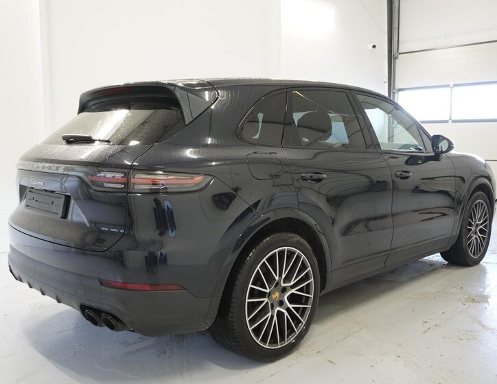 Porsche Cayenne SUV 2,9 l 250 kw