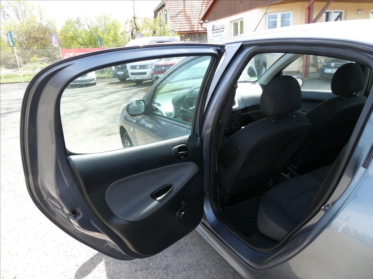 Peugeot 206 Hatchback 1,4 l 54 kw
